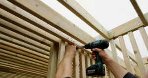 Zo monteer je ze stevig en strak